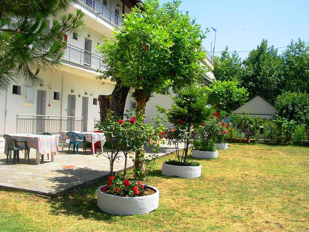 Paralía Skotínis Apartments Ziogas מראה חיצוני תמונה