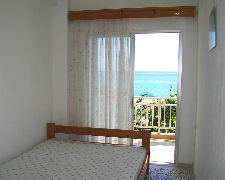 Paralía Skotínis Apartments Ziogas מראה חיצוני תמונה